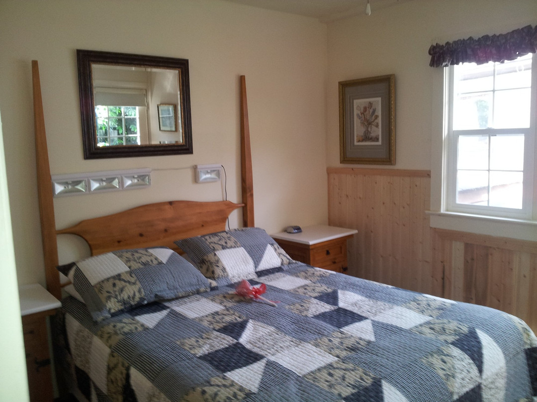 Uptown Lodge