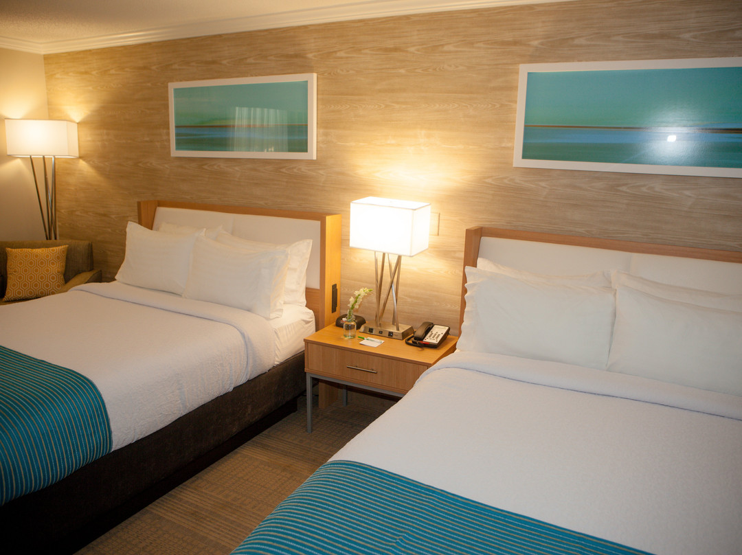 城市酒店与酒吧主图