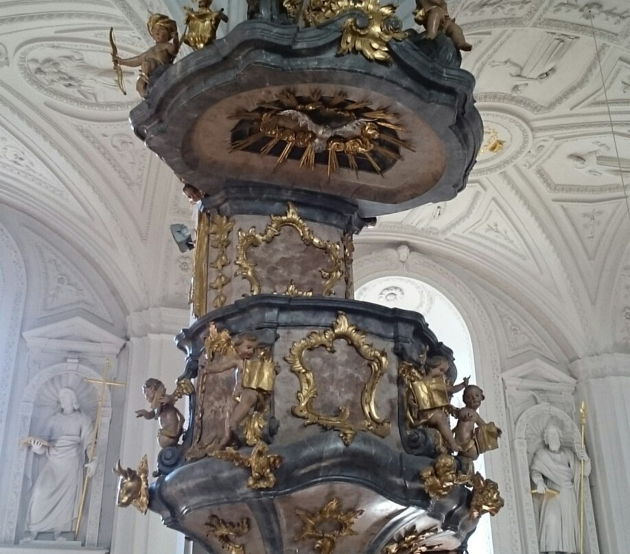 Hofkirche "Zu Unserer Lieben Frau"景点图片