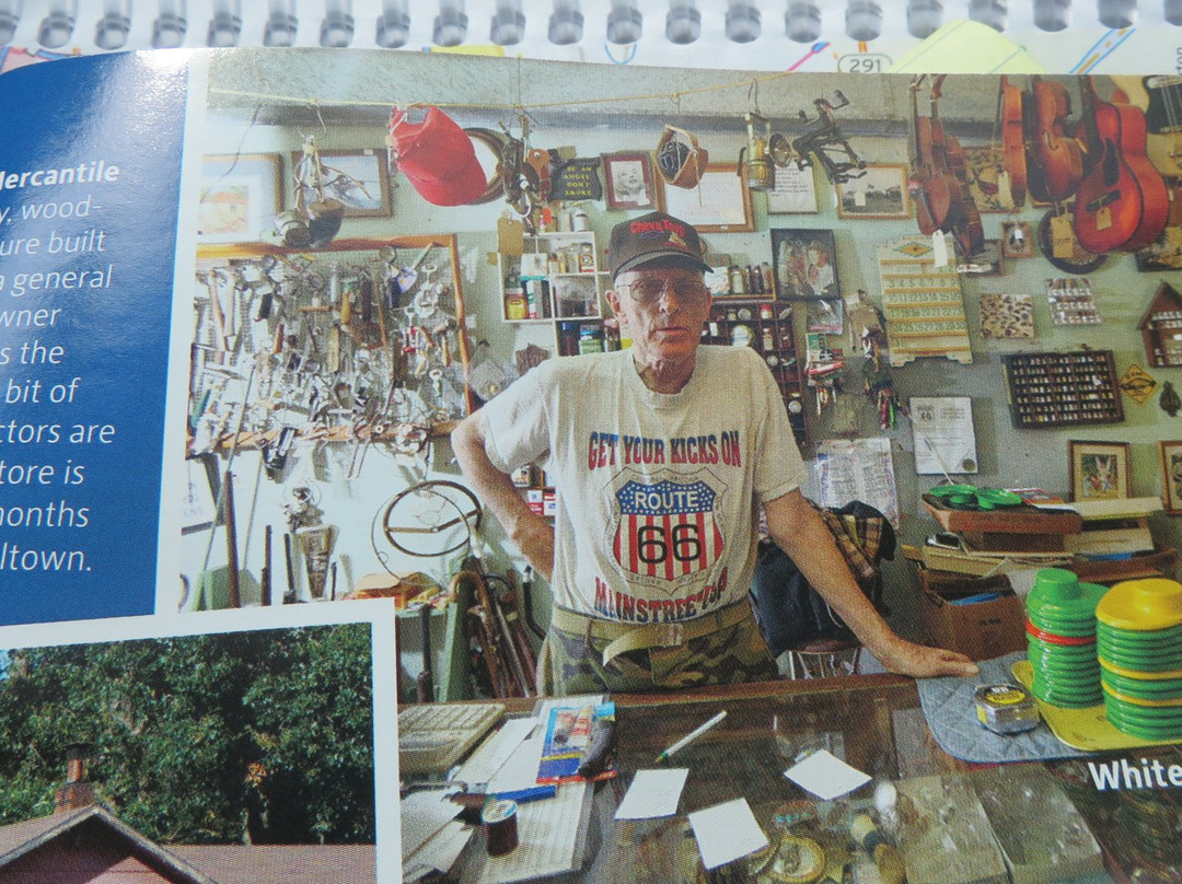 Whitehall Mercatile-Halltown必去景点