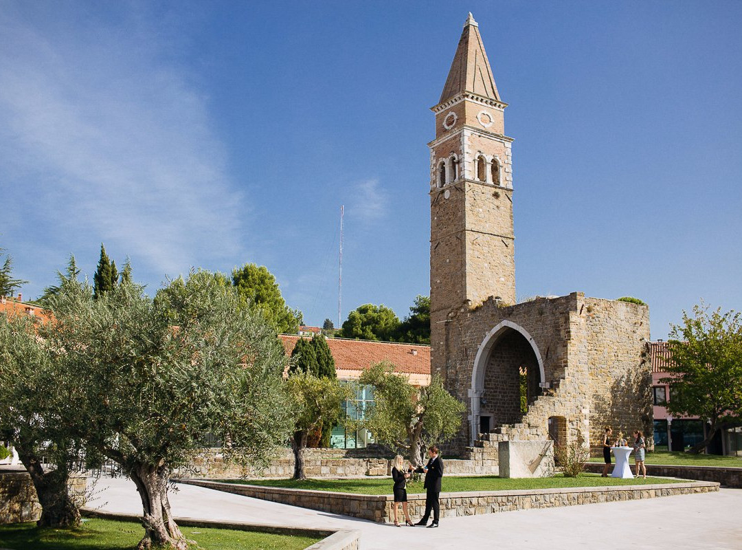 Church of St. Bernardine景点图片