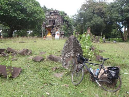 Heuan Hinh (Stone House)景点图片