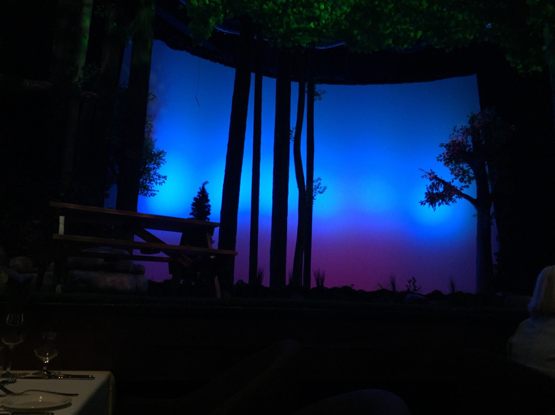 Mayfield Dinner Theatre-埃德蒙顿必去景点