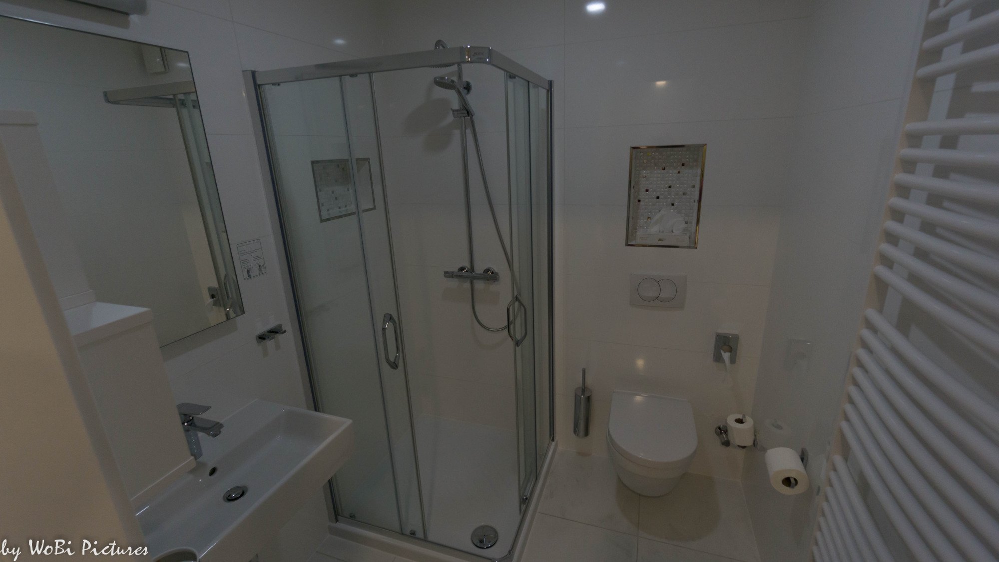 Bed and Breakfast Outlet Hotel-浴室