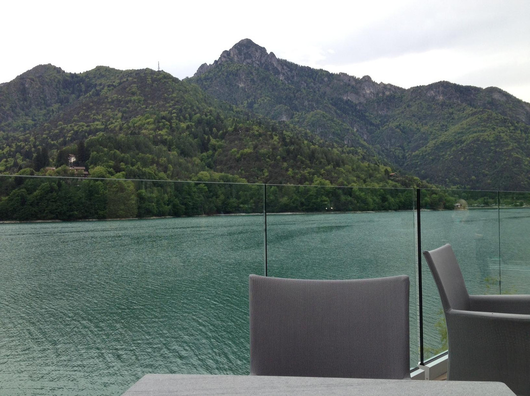 莱德罗酒店住宿-艾尔伯格梅佐拉戈酒店