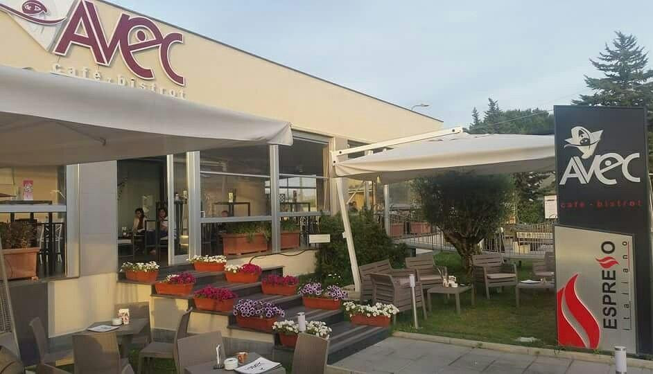 Avec Café Bistrot