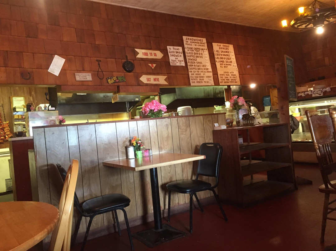 Karnes City餐馆和美食-Polak's Sawsage Farm