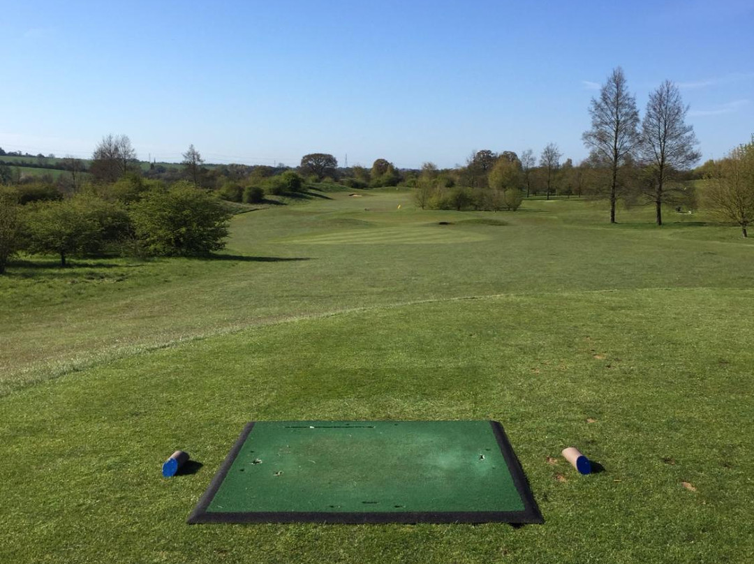 Chesfield Downs Golf Club景点图片