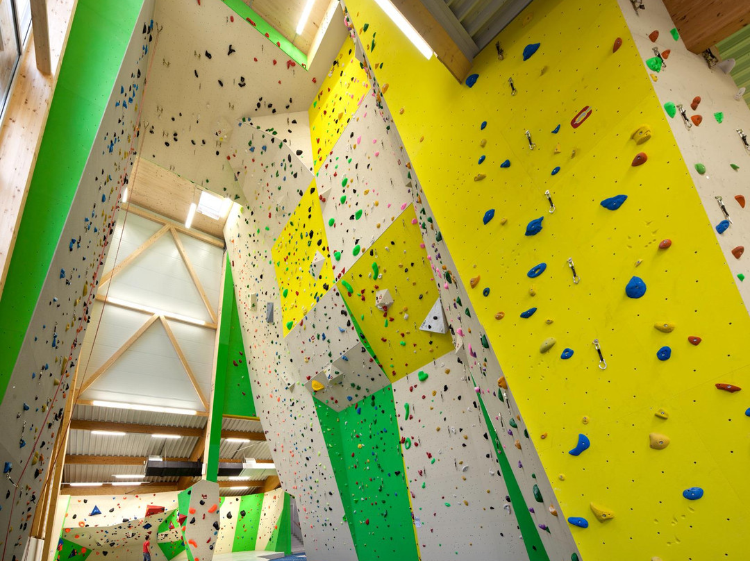 毛鄂溪旅游景点-Kletterhalle Marswiese