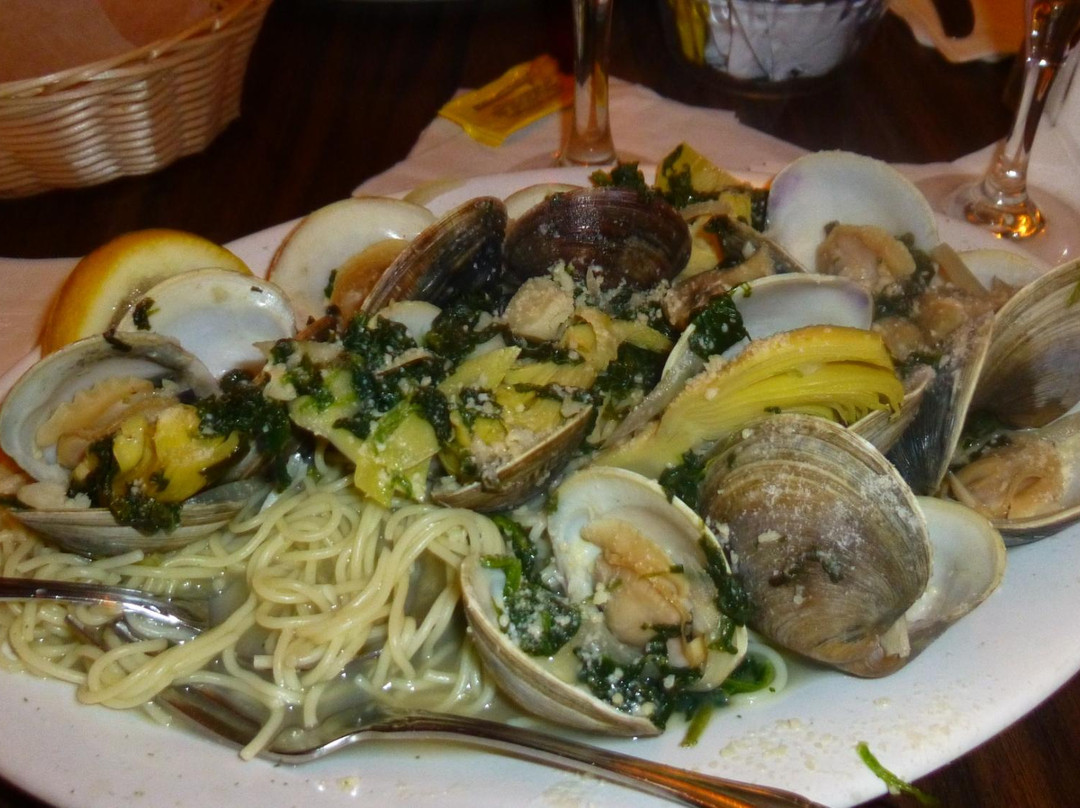 Island Hotel & Restaurant主图