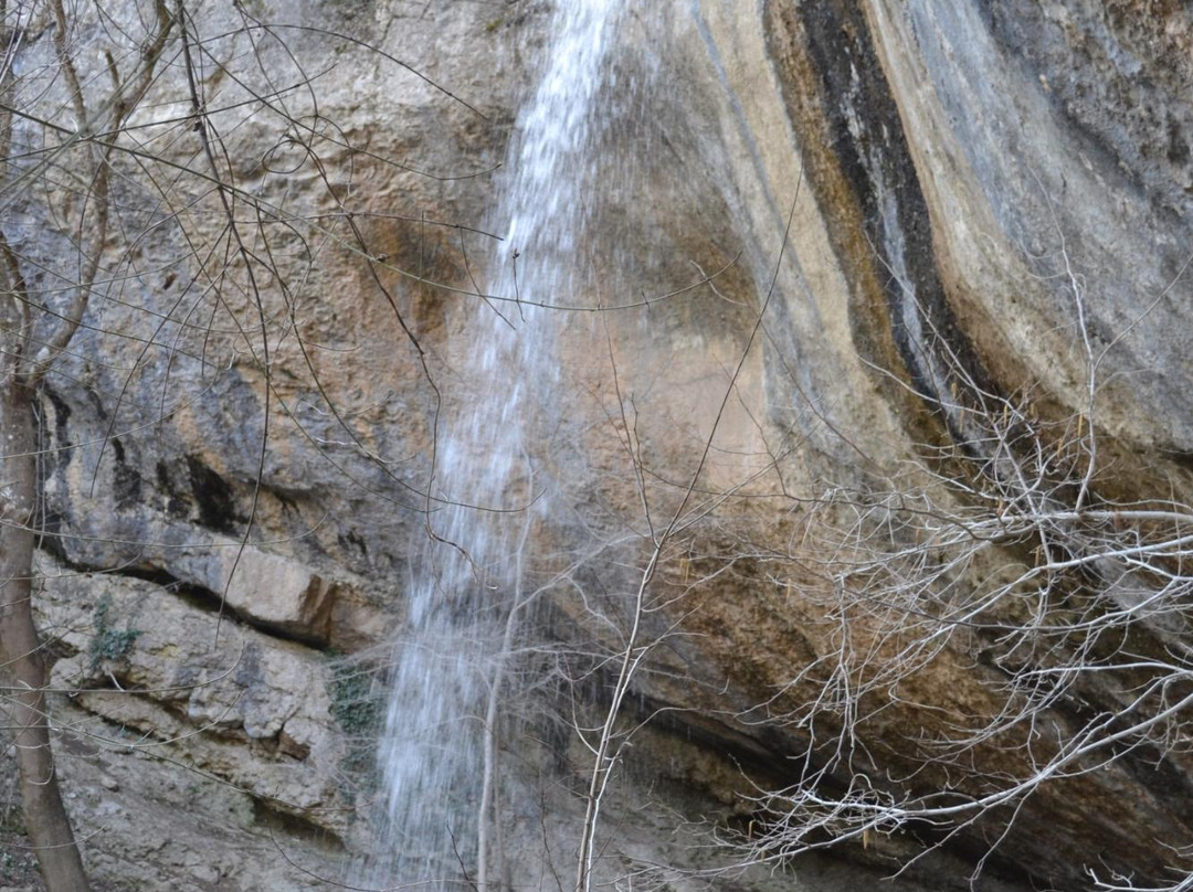 Kozyrek Waterfall-Peredovoye必去景点
