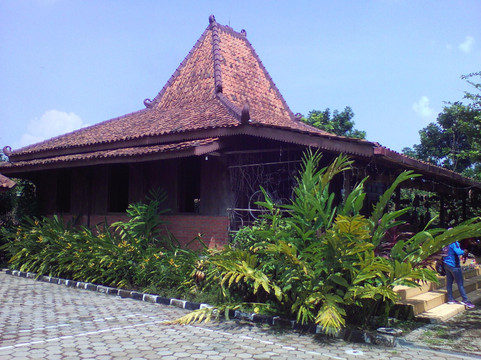 Kampung Wisata Rumah Joglo