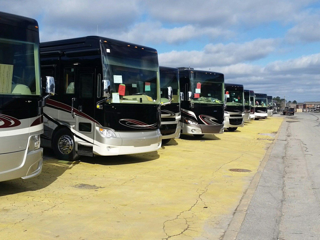 Tiffin Motorhome Factory Tour景点图片
