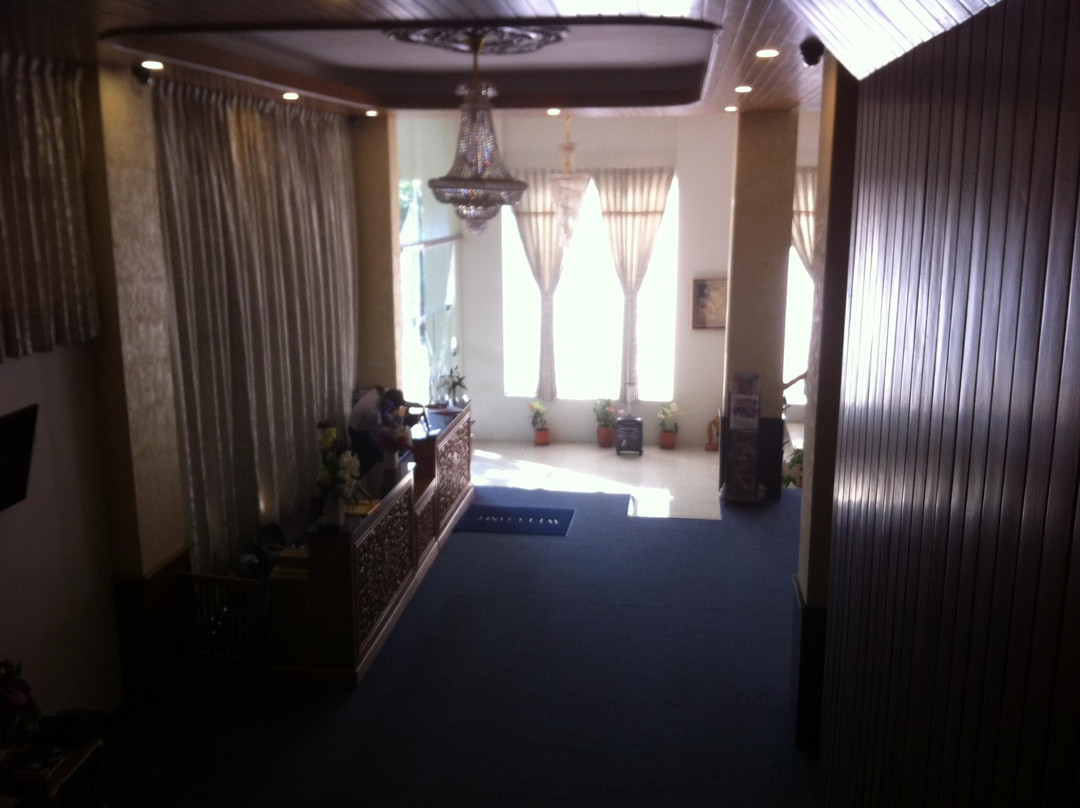 Royal Khattar Hotel主图