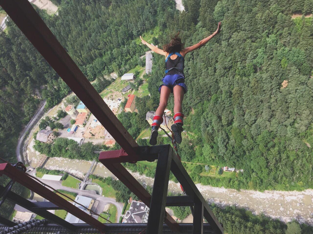 Rupert Hirner Bungy Jumping-雄山史都拜谷必去景点