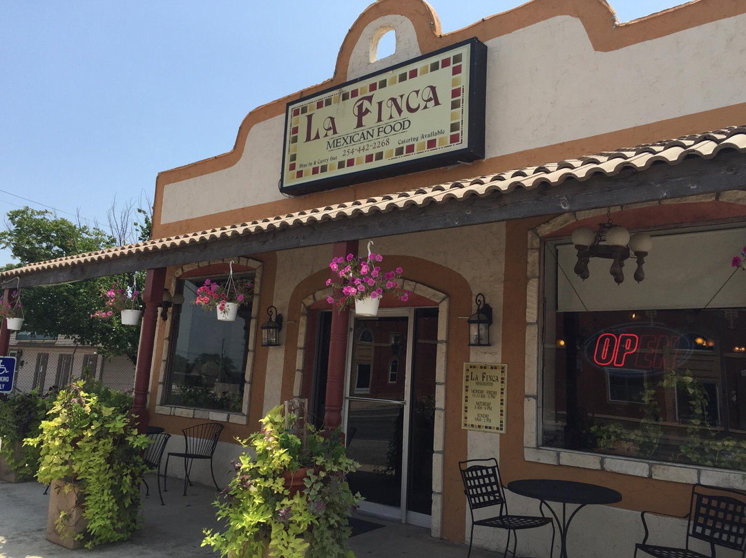 Cross Plains餐馆和美食-La Finca