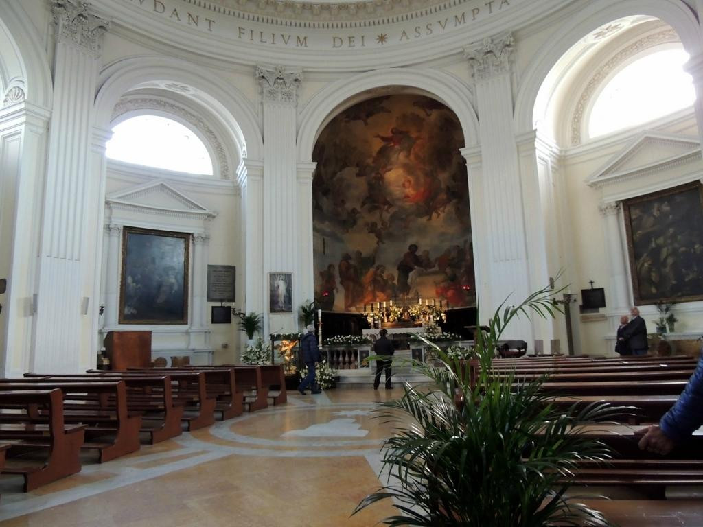 Chiesa di Santa Maria Assunta in Cielo-阿里恰必去景点