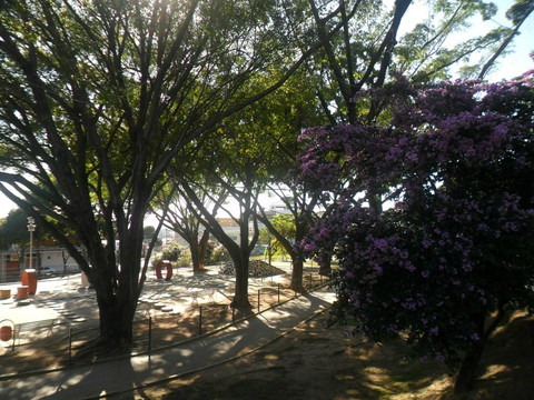 Praça Presidente Tancredo Neves-Contagem必去景点