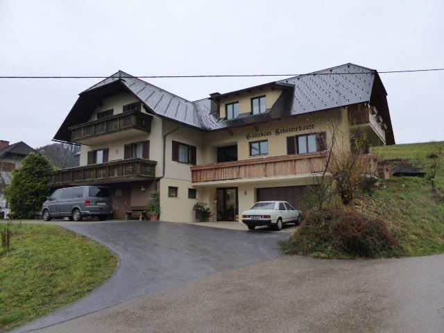Gasthaus-Gaestehaus Schusterbauer-浴室