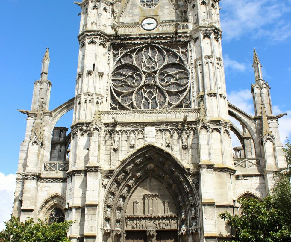 Collegiale Notre Dame-维农必去景点