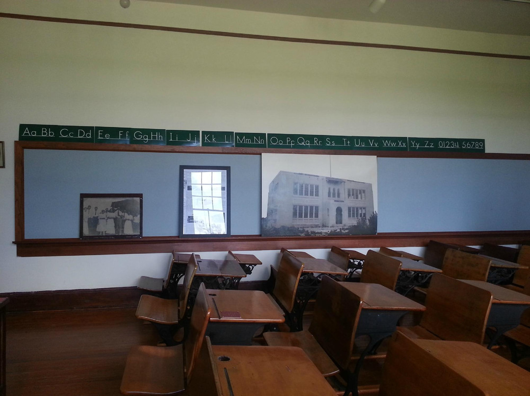 Old Davie School Historical Museum景点图片
