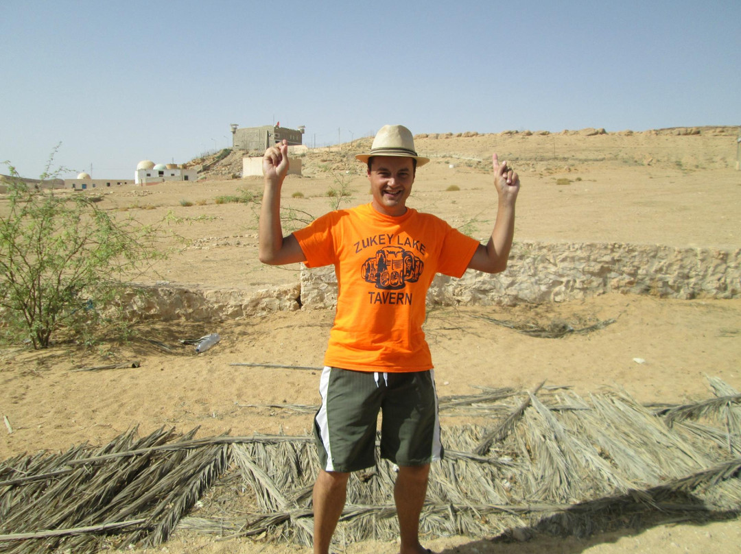 Ali Touareg Tour Guide-吐泽尔必去景点