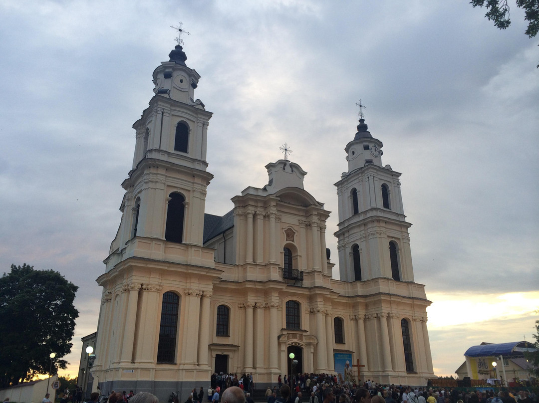 National Sanctuary of the Mother of God of Budslau景点图片