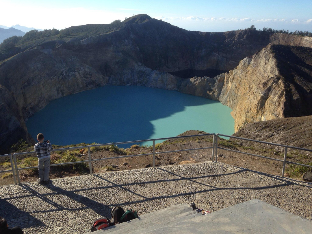 Kelimutu Lake (Tri-Color Lake)景点图片