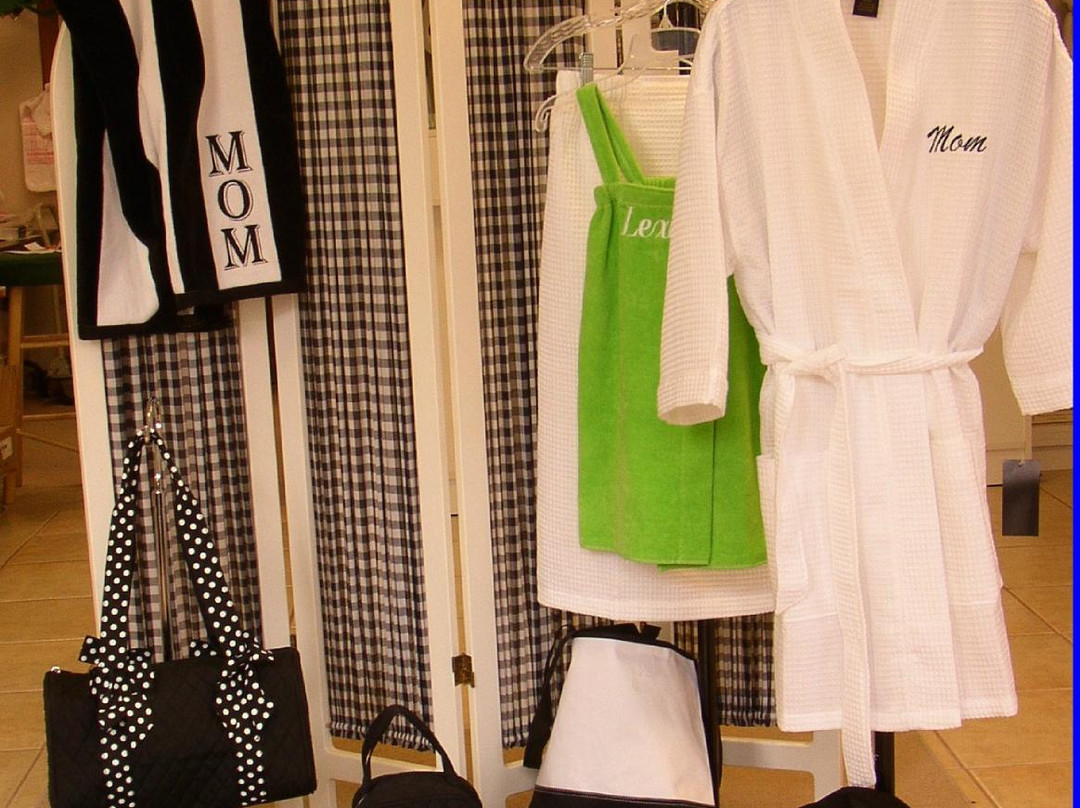 The Monogram Shoppe-Woodbury必去景点