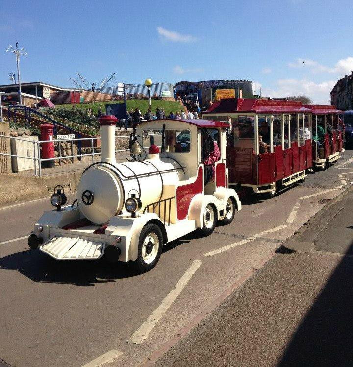 Jacksons Land Train景点图片