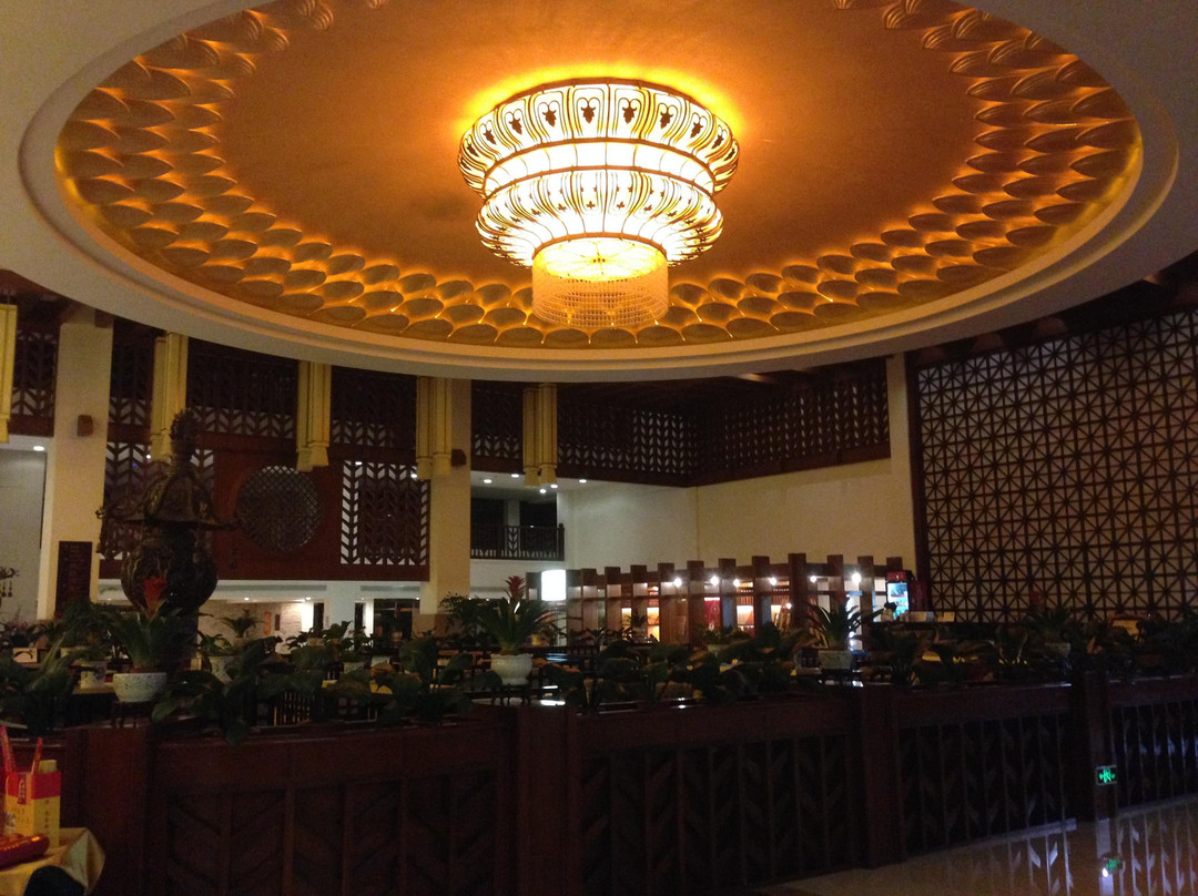 共和大酒店主图