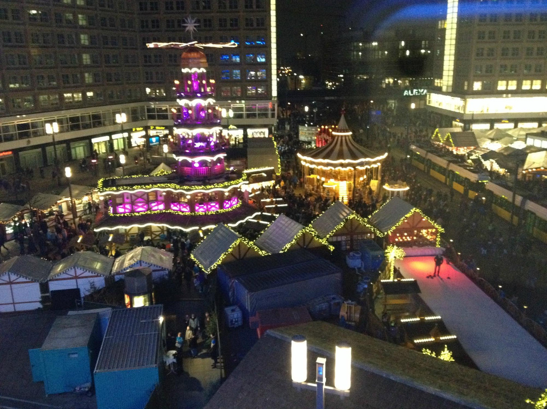 亚历山大广场-柏林必去景点