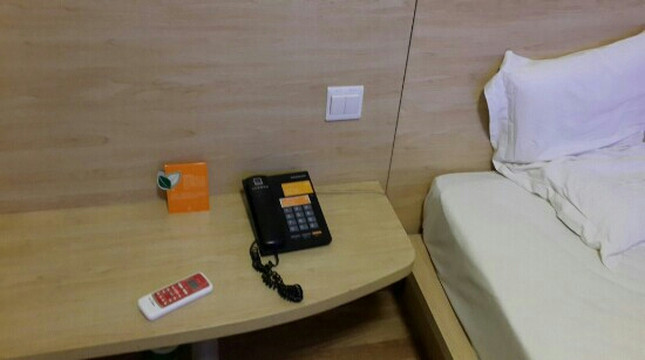 7天昆明青年路红会医院店主图