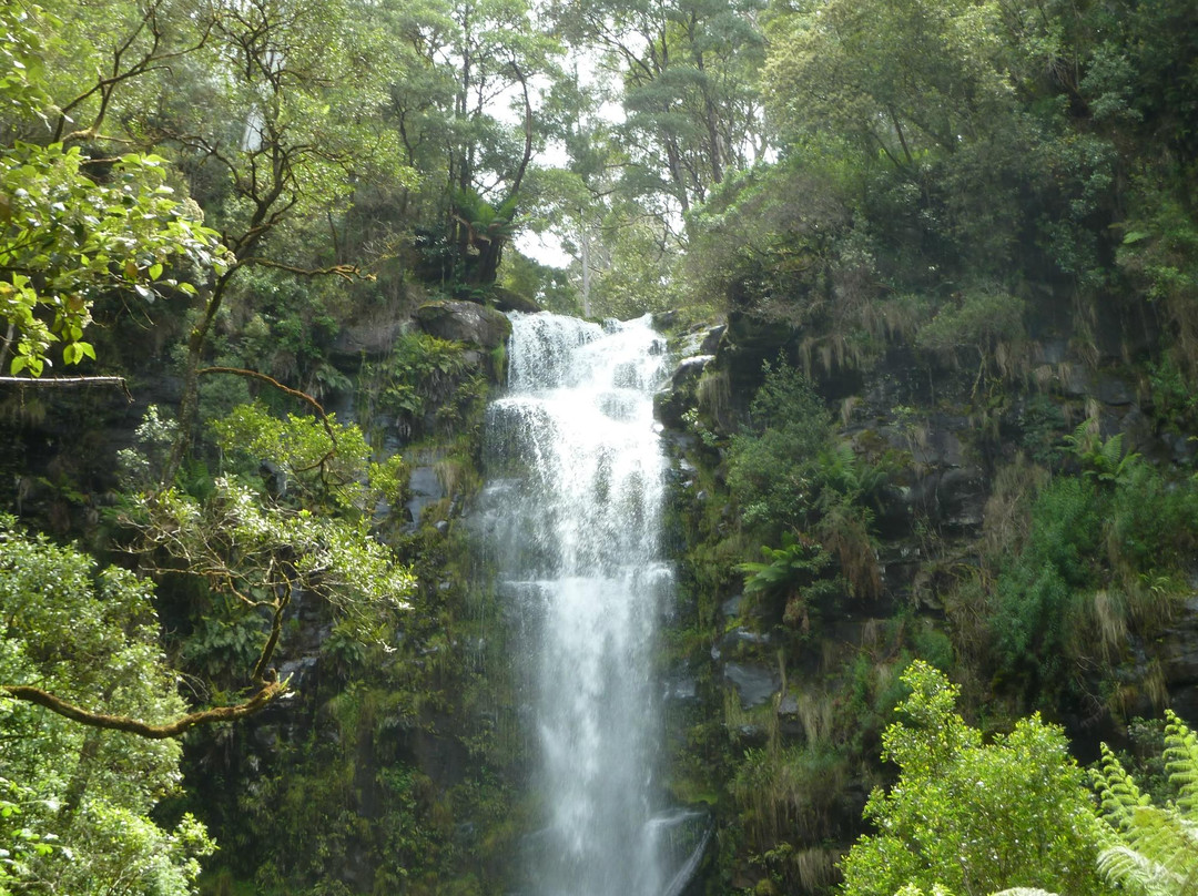 厄斯金瀑布-洛恩必去景点