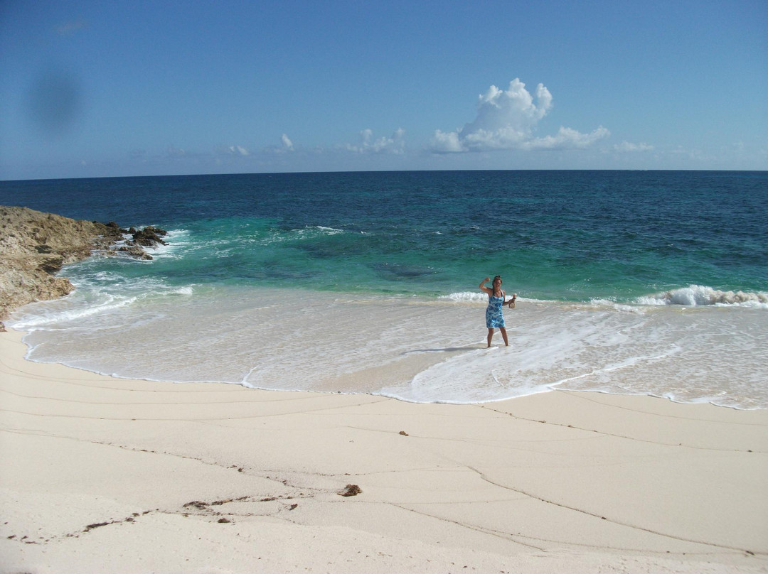 Lover's Beach-Gregory Town必去景点