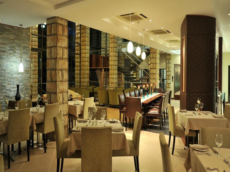 克拉伦斯酒店住宿-Protea Hotel Clarens