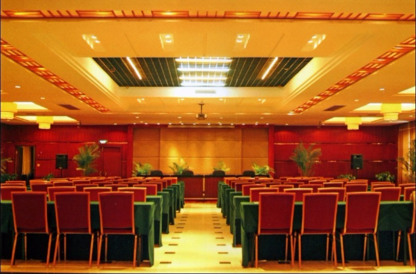 东方假日酒店主图