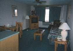 雷基恩旅馆主图