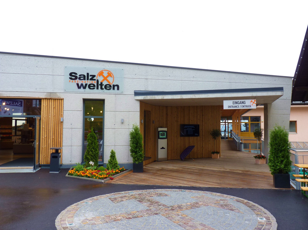 Salzwelten Salzburg-哈连必去景点
