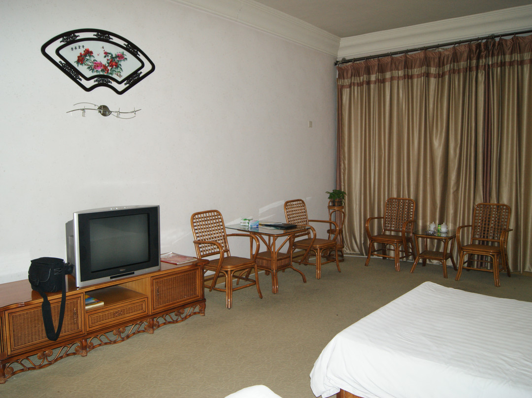 盈泰生态温泉度假村主图