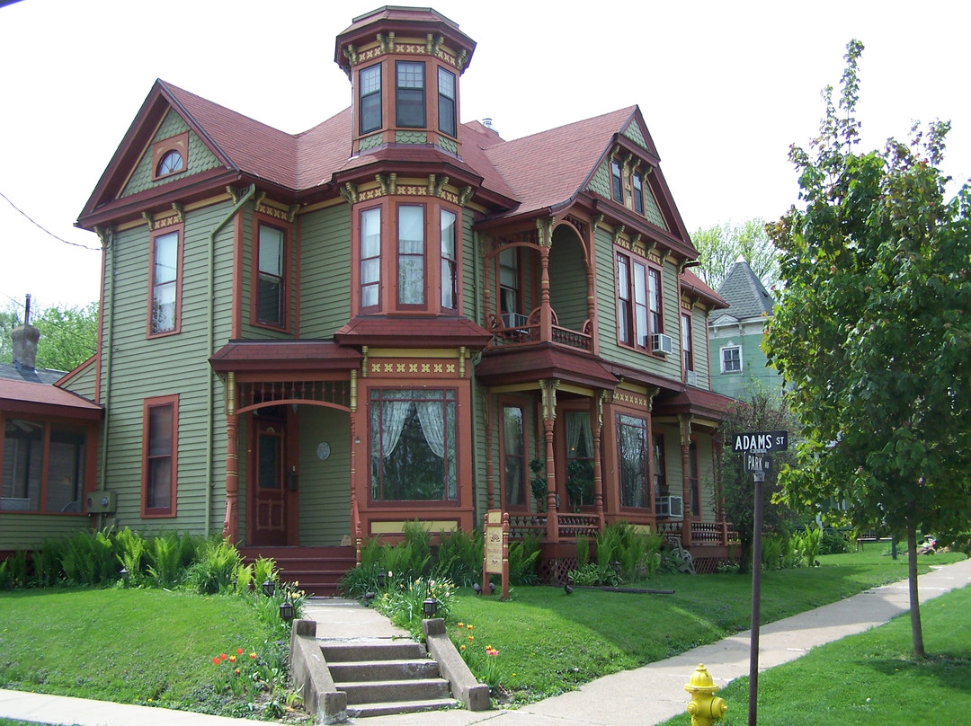 Scales Mound酒店住宿-Queen Anne Guest House