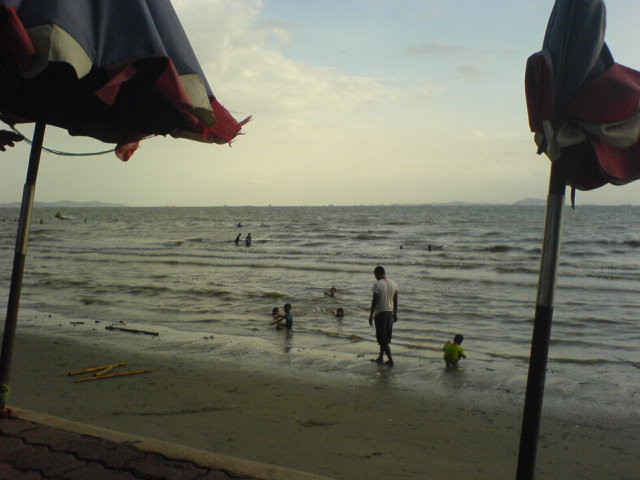 Bang Saen Beach-春武里必去景点
