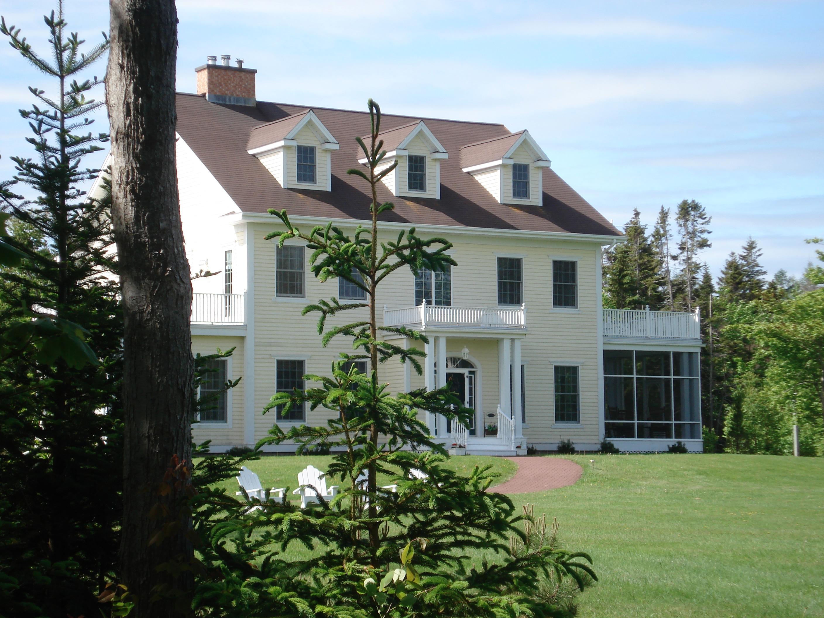 Maplehurst Properties-泳池