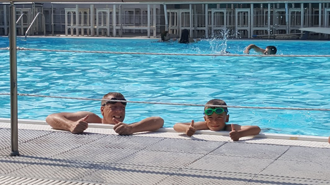 Pisina Summer Coffee Bar-Larissa必去景点