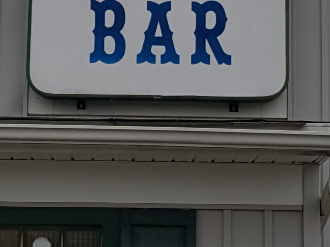 Street餐馆和美食-Gene's Bar & Restaurant