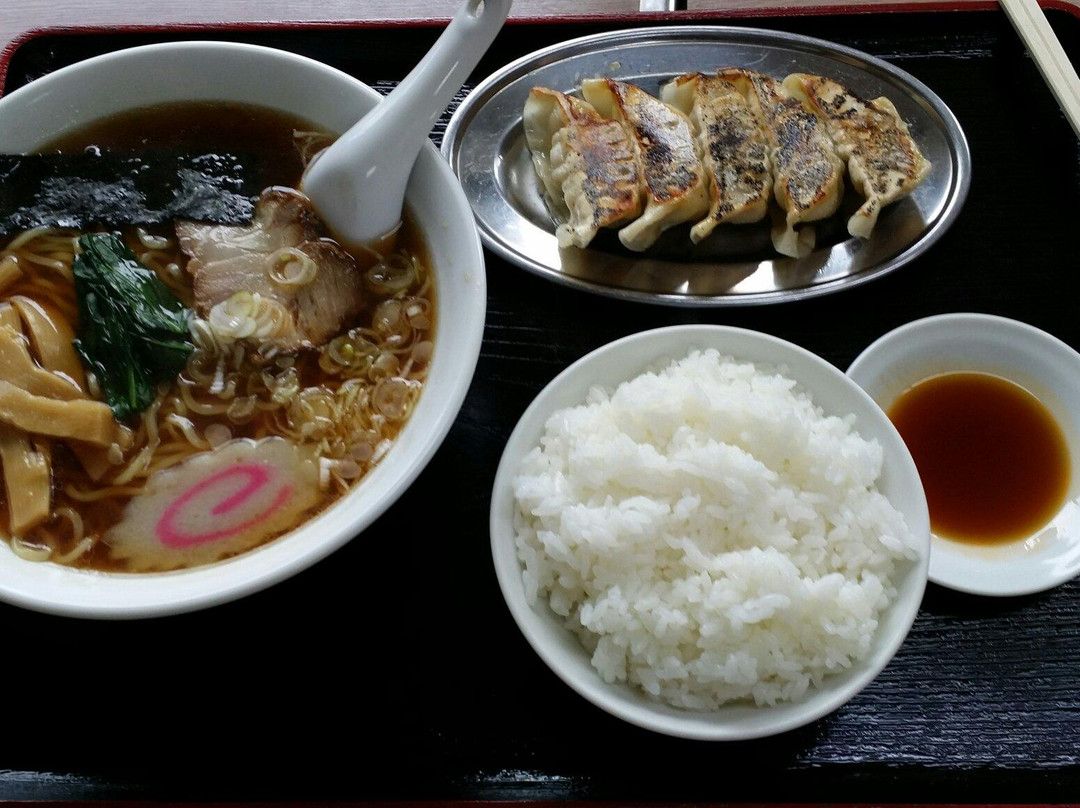 ラーメン・焼肉ナナ