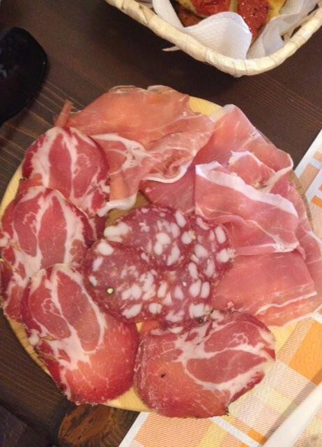 Carbonara di Bari餐馆和美食-Antica Salumeria del Corso