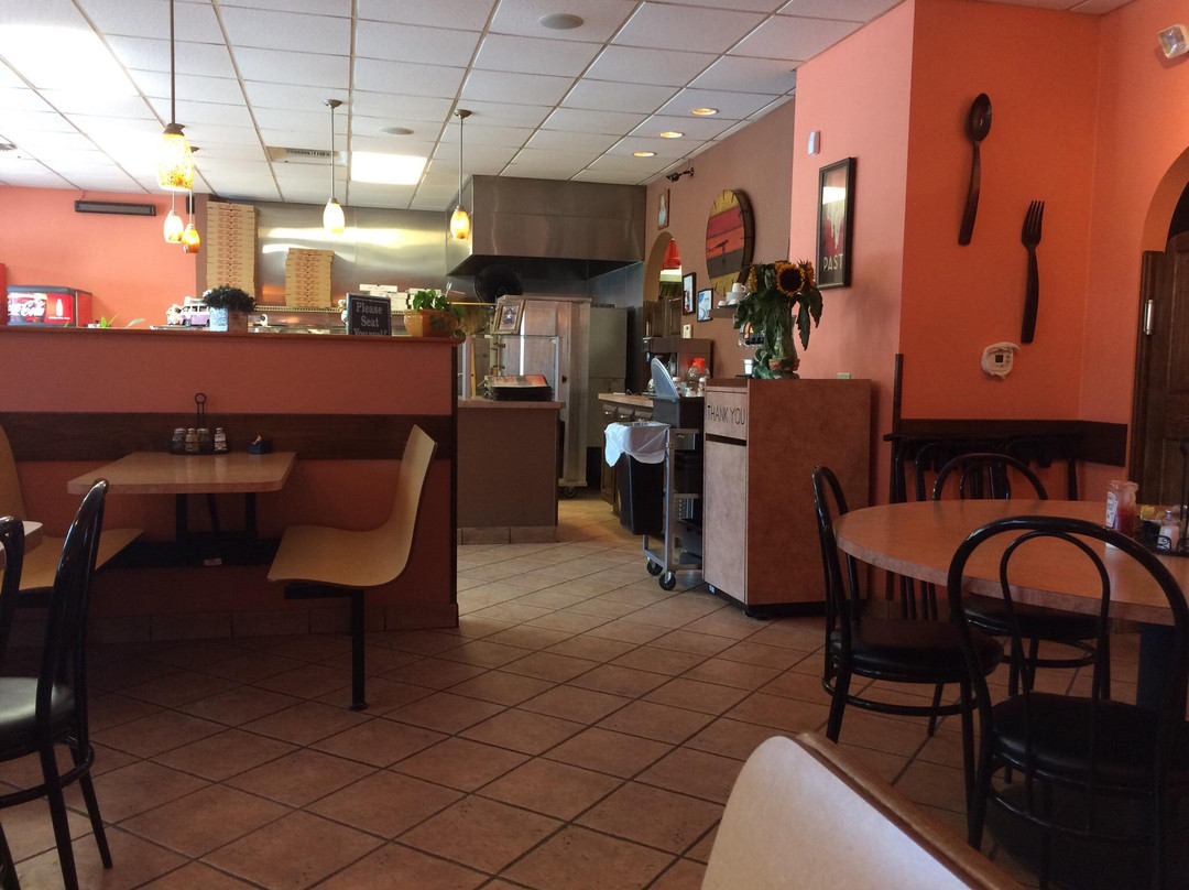 Leola Pizza Italian Restaurant