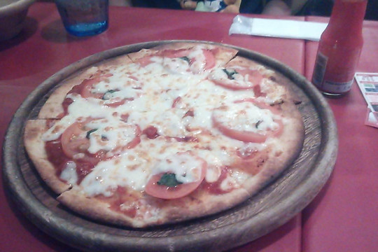 ピエトロバルコーネ 国立店