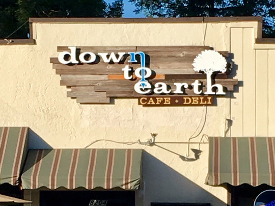 Down To Earth Cafe And Deli